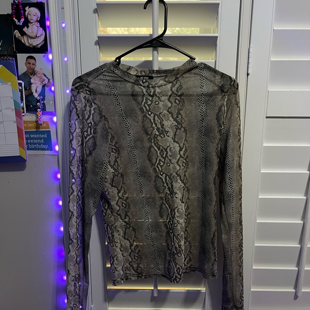 AFRM Gray Snake Pattern Long Sleeve Top